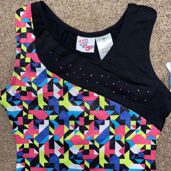 Girls Gymnastics Outfit - Picture 2 of 6